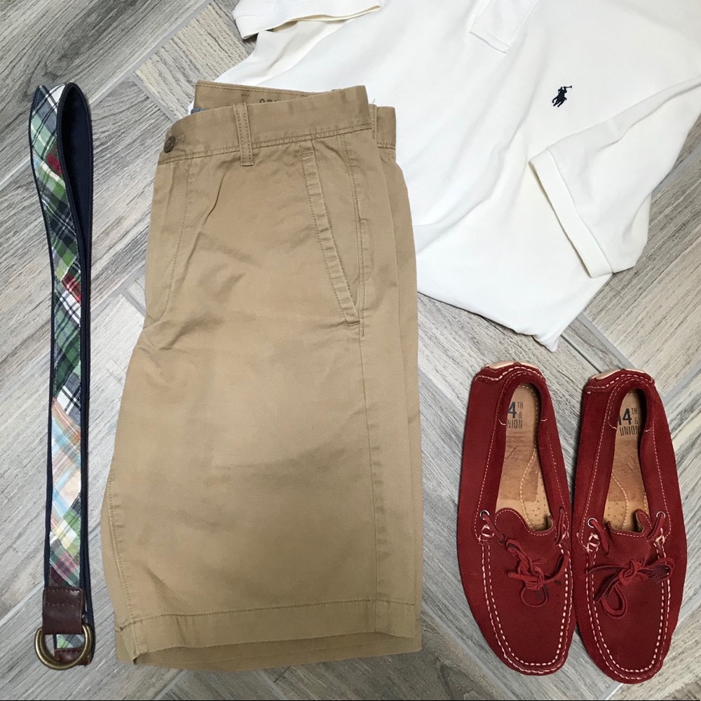 Men’s GAP The Original Short, Khaki, Size 31